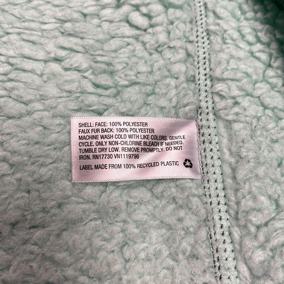 All in Motion Grey Coat with Turquoise Faux Fur Interior - Big Girls Size M - Picture 6 of 7